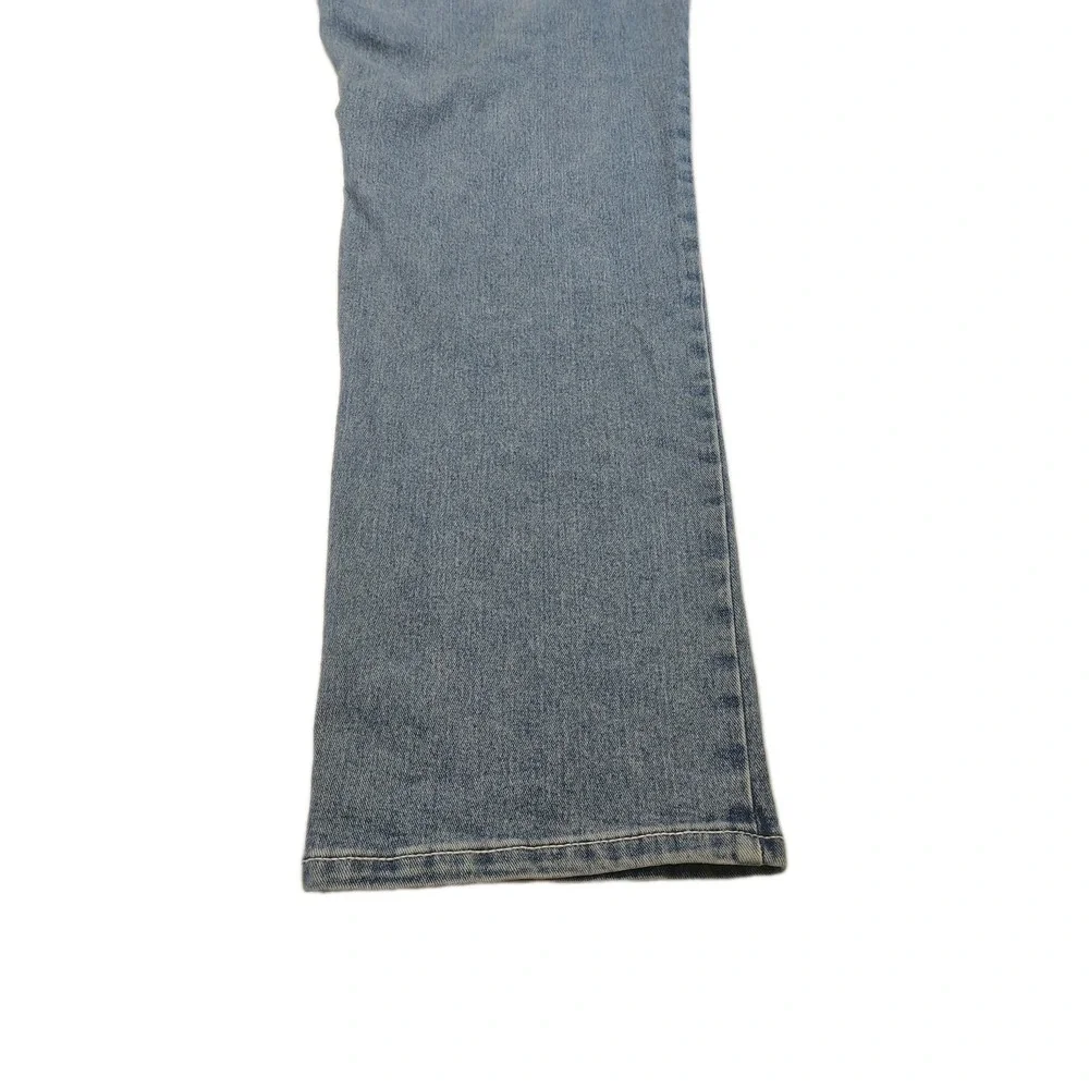 True Religion Geno SN Flap Slim Light Idyllic Wash‎ 40x32 Relaxed Slim Jean A4